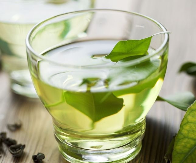 Chás naturais podem ajudar a reduzir a ansiedade e promover bem-estar
