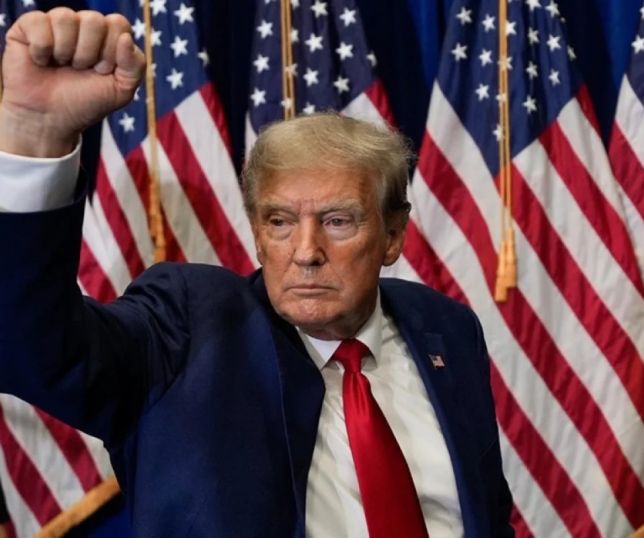 Trump comemora vitória dos Estados Unidos na estreia da Copa e fala em ''grande vitória''