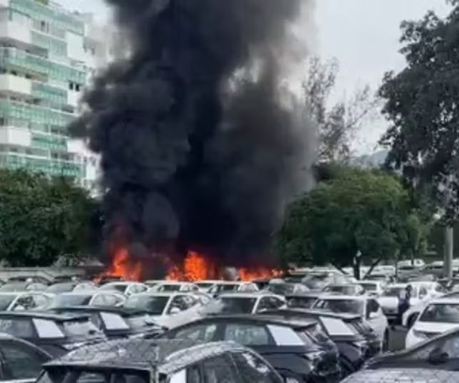 TRAGÉDIA NO RIO: colisão entre dois helicópteros deixa seis mortos na Zona Oeste. VEJA VÍDEOS