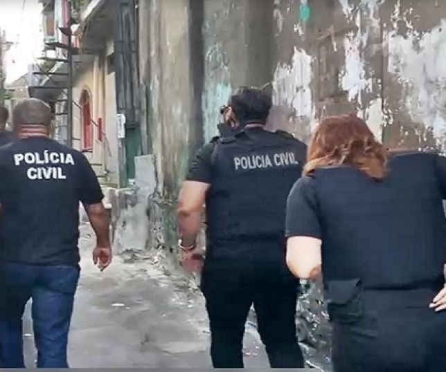 Operação Happy Birthday prende mulher e três homens por fraude milionária no sistema de meia-passagem em Manaus. VEJA VÍDEO E REPORTAGEM DO 'PORTAL DO ZACARIAS'