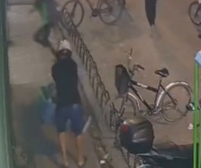 Estudante é morto a tiros em frente a escola técnica; suspeito é preso horas depois. VEJA VÍDEO