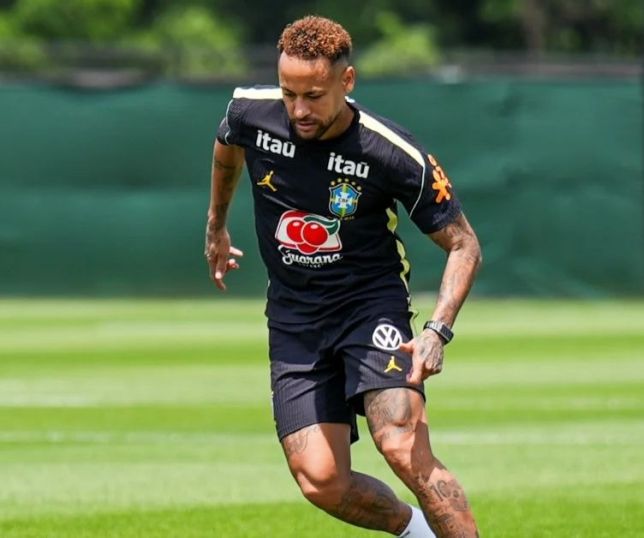 Neymar revive boas lembranças contra a Escócia e pode estrear pelo Brasil na Copa do Mundo