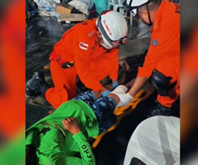 Homem é resgatado após prender a perna em rampa de ferry boat no Porto de Parintins. VEJA VÍDEO