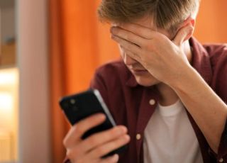 Especialista alerta para riscos da desinformação sobre saúde mental nas redes sociais
