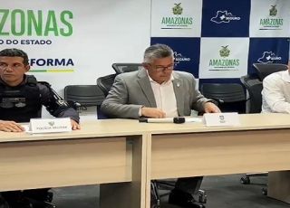 Forças de segurança confirmam prisões de dois criminosos e apontam dois foragidos envolvidos no latrocínio de comerciante no bairro São José Operário. VEJA VÍDEO E REPORTAGEM DO 'PORTAL DO ZACARIAS' AO VIVO