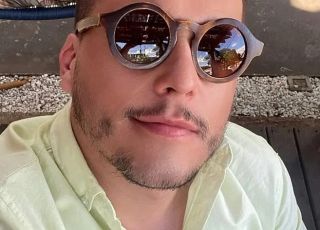 Morte de ator em motel intriga polícia; acompanhantes deixaram local antes da descoberta do corpo