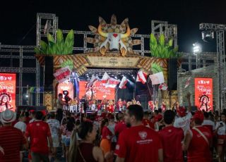 Último Curral do Garantido emociona o Sambódromo e reforça força da nação encarnada
