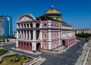 Jogo do Brasil altera programação de espaços culturais no Centro de Manaus