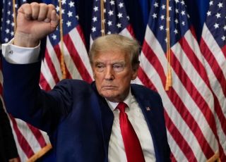 Trump comemora vitória dos Estados Unidos na estreia da Copa e fala em ''grande vitória''