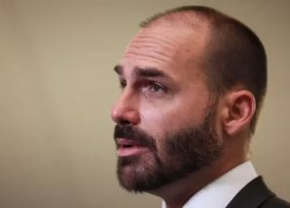 Eduardo Bolsonaro sugere rompimento com Novo após crítica de Zema a Flávio Bolsonaro
