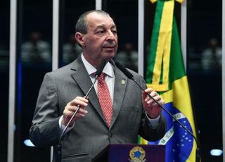 Com apoio de 34 prefeitos, Omar Aziz amplia presença política no interior do Amazonas de olho em 2026