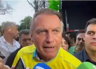 PGR diz que apreensão de arma de Bolsonaro não justificaria volta para a prisão