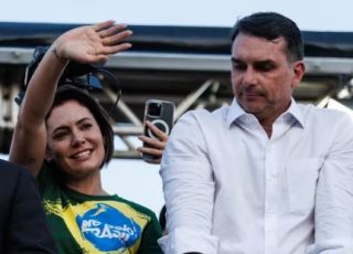 De vídeo com acusações a aceno por pacificação: como evoluiu o conflito entre Michelle e Flávio Bolsonaro