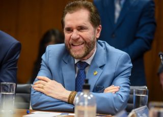 Senador Plínio Valério reforça compromisso com os trabalhadores e a geração de oportunidades no Amazonas