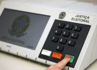 Prazo para apresentadores deixarem rádio e TV e para partidos prestarem contas termina nesta terça