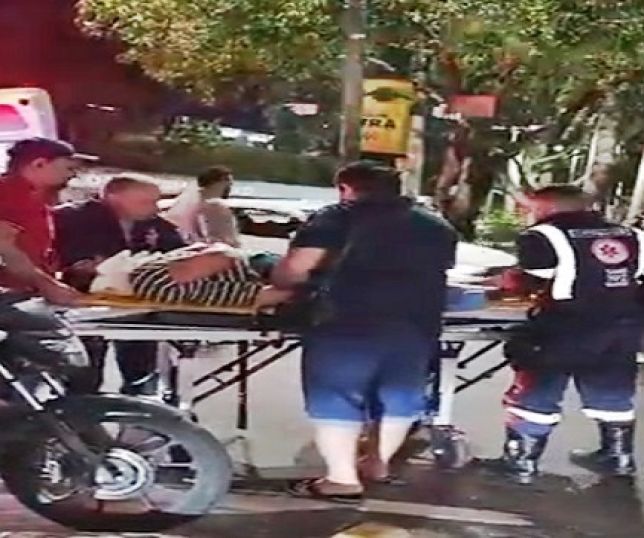 Criança e duas mulheres ficam feridos após colisão de carros em avenida no bairro Japiim, Zona Sul de Manaus