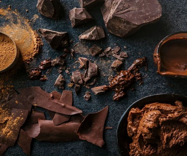 Cheiro de chocolate meio amargo aumenta saciedade e melhora treino