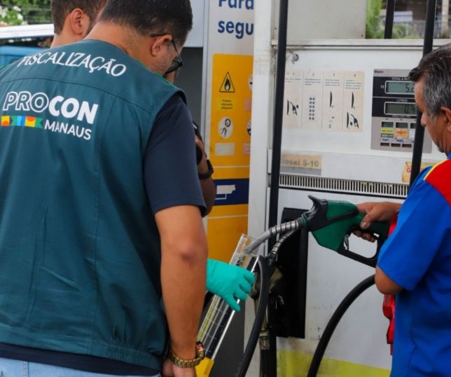 Pesquisa mensal de combustíveis do Procon Manaus aponta redução de 1,43% no menor preço do diesel S10