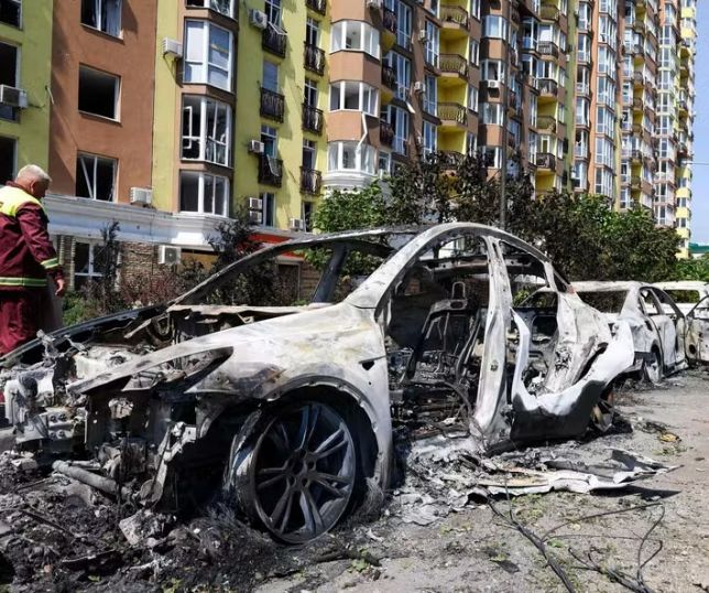 Novo ataque russo contra Kiev deixa um morto e 15 feridos na Ucrânia