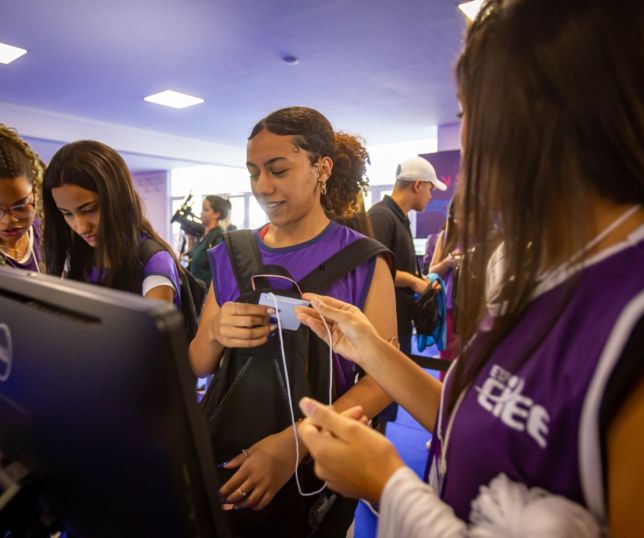 CIEE abre 115 vagas de estágio e jovem aprendiz no Amazonas; confira como participar