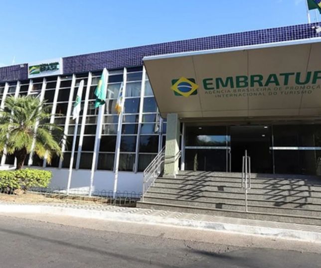 Embratur encerra inscrições para seleção com salários de até R$ 9,1 mil nesta terça-feira (21)