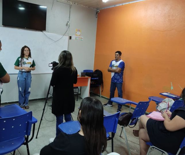 Jovens de Manaus podem ganhar bolsa de R$ 280 para curso gratuito de audiovisual; veja como se inscrever