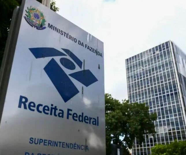 Receita Federal reduz previsão de arrecadação com imposto sobre dividendos e estima R$ 17,2 bilhões em 2026