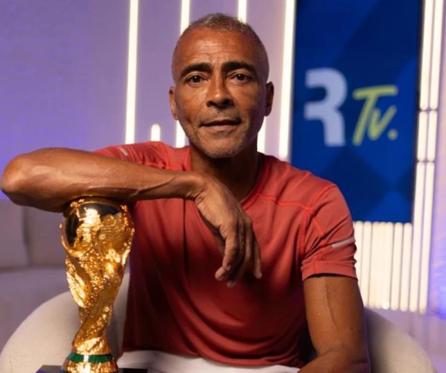 Romário critica renovação de Ancelotti e chama Casagrande de ''imbecil''