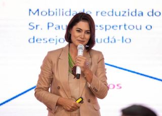 Michelle Bolsonaro deixa presidência do PL Mulher para se dedicar à família