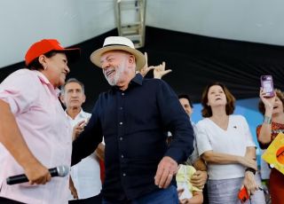 Na reta final antes de proibição pela lei eleitoral, Lula faz 47 viagens, visitas e entregas em dois meses