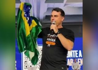 Flávio Bolsonaro atribui derrota da Seleção na Copa de 2026 ao PT em publicação nas redes sociais