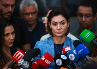 Pesquisa aponta Michelle Bolsonaro como a mulher mais poderosa do Brasil, diz levantamento