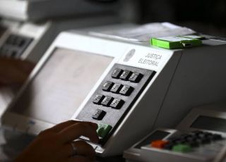 TSE firma acordo com big techs para reforçar combate à desinformação e uso irregular de IA nas eleições de 2026