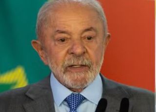 Tarifaço dos EUA domina redes sociais e acirra disputa política entre governo e oposição