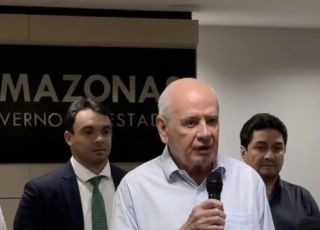 Roberto Cidade foge de coletiva em meio à crise do transporte e vice tenta justificar calote milionário do Governo do Amazonas