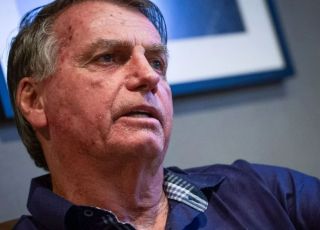 Defesa de Bolsonaro recorre ao STF e usa caso Lula para pedir revogação de restrições impostas por Moraes