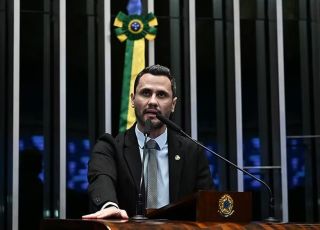 Republicanos deve retirar Cleitinho da disputa em Minas e negociar apoio a Marcelo Aro