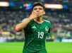 Após brilhar na Copa, promessa do México conclui ensino médio aos 17 anos