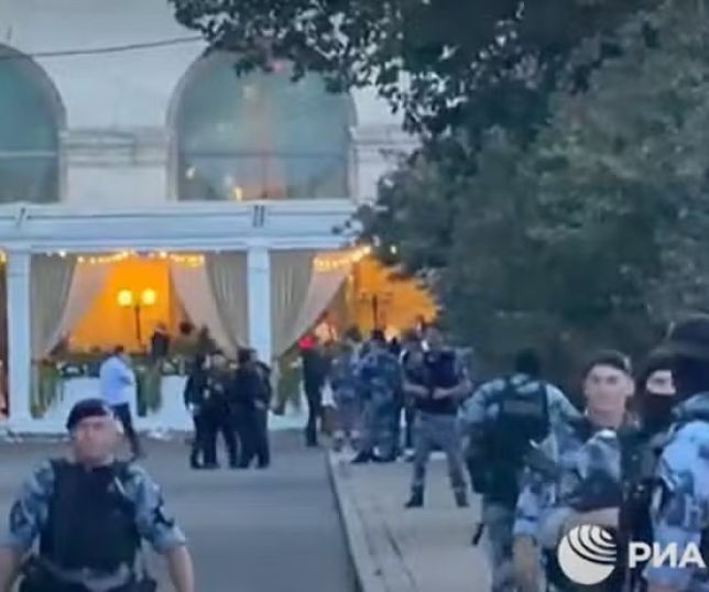 Explosão perto de café no centro de Moscou deixa três mortos e 15 feridos