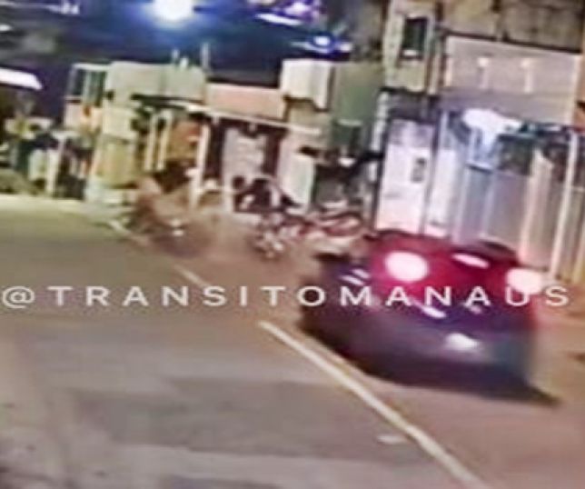 Um morto e dois feridos em violenta colisão de motocicletas no bairro Redenção, Zona Centro-Oeste de Manaus