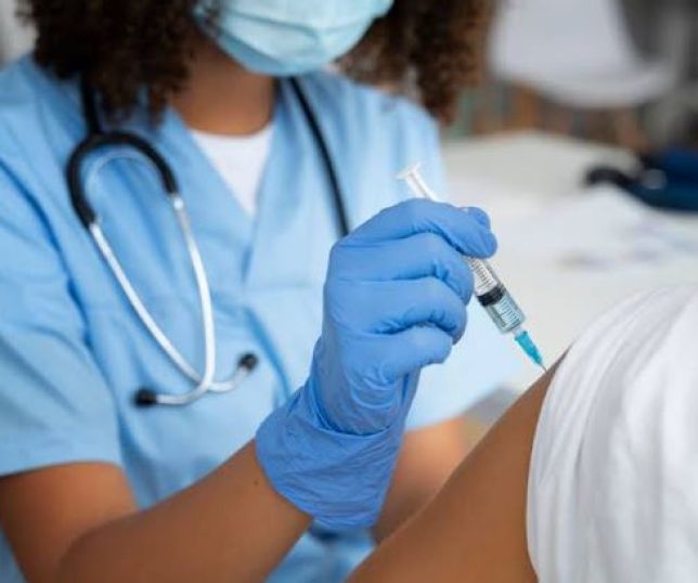 Manaus inicia campanha de Multivacinação 2026 para atualizar cadernetas de crianças e adolescentes
