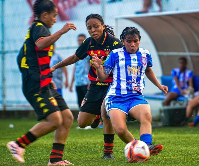 Destaque da base do São Raimundo, Sofia Larissa é contratada pelo Sport Recife