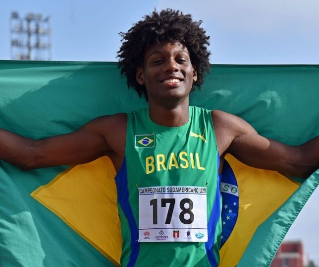 Odair Júnior quebra recorde sul-americano e garante vaga na final dos 110 m com barreiras