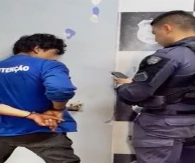 Homem é preso pela quinta vez após tentar furtar duas peças de picanha em supermercado na Zona Sul de Manaus. VEJA VÍDEO E REPORTAGEM DO ‘PORTAL DO ZACARIAS’ AO VIVO