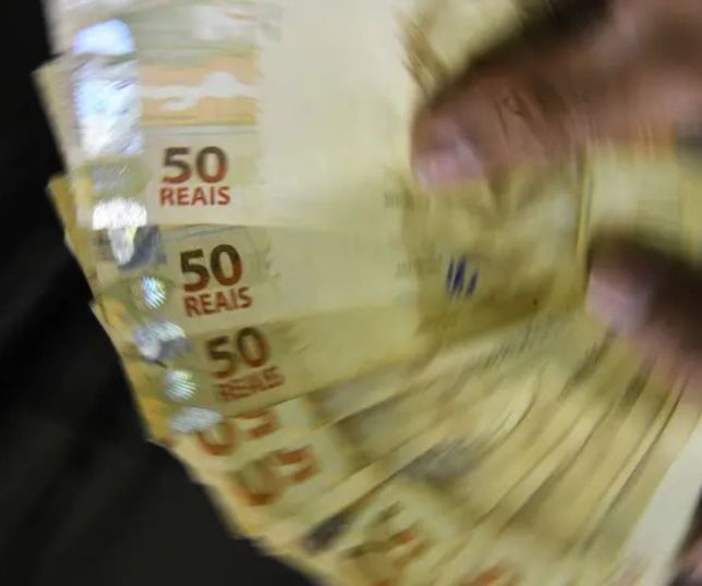 PIS/Pasep 2026: último lote do abono salarial será pago na segunda-feira (17)