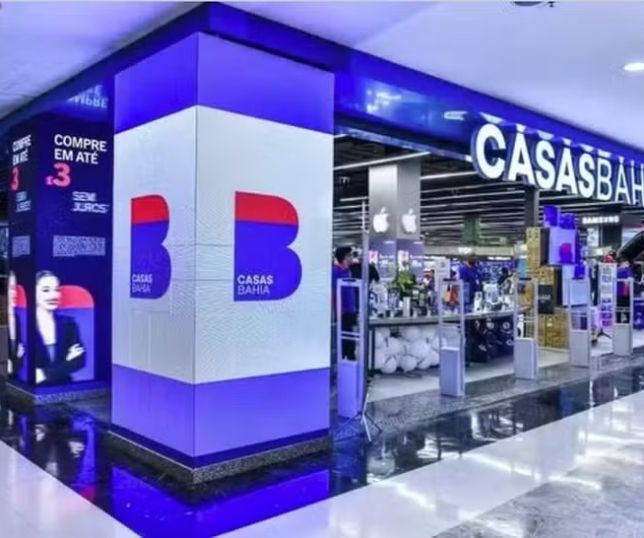 Casas Bahia anuncia demissões e fechamento de lojas após prejuízo de R$ 10,1 bilhões