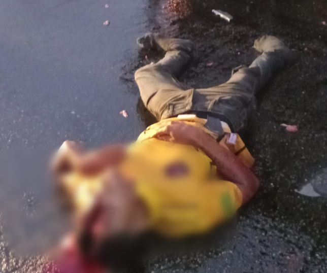 IMAGENS FORTES! Acidente grave deixa duas pessoas mortas em trecho da Br-428, próximo à Serra da Santa, em Petrolina, Pernambuco. VEJA VÍDEO