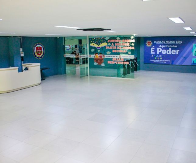 Escola Nilton Lins promove concursos de bolsas em três unidades e destaca 40 anos de trajetória