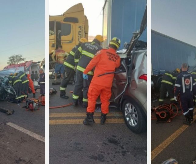 Carro fica destruído após bater de frente com carreta e deixa dois feridos na GO-080. VEJA VÍDEO