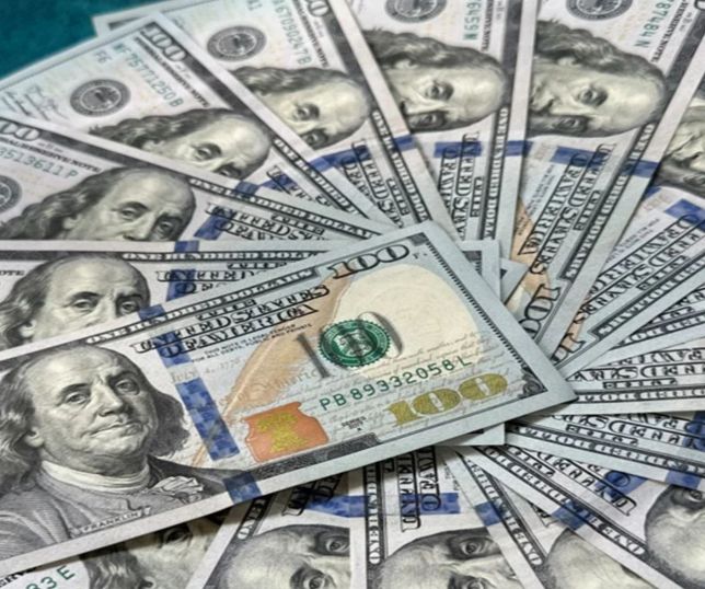 Dólar cai para R$ 5,14 e Bolsa sobe quase 2% em dia de otimismo nos mercados